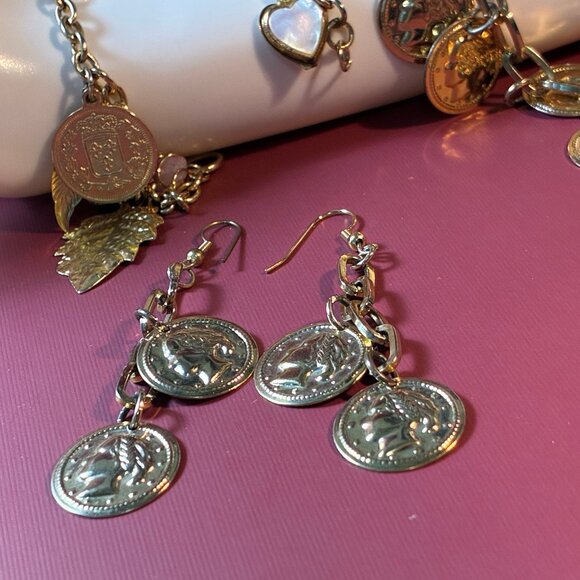 Vintage Bracelets Lot Coins Gypsy comes with Earrings & Heart Locket Mini - Picture 12 of 15